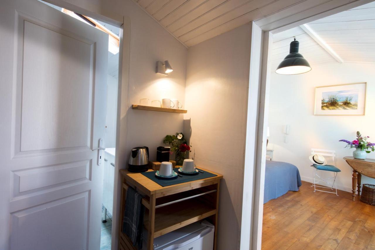 La Venelle De Jericho Bed & Breakfast La Rochelle  Exterior photo