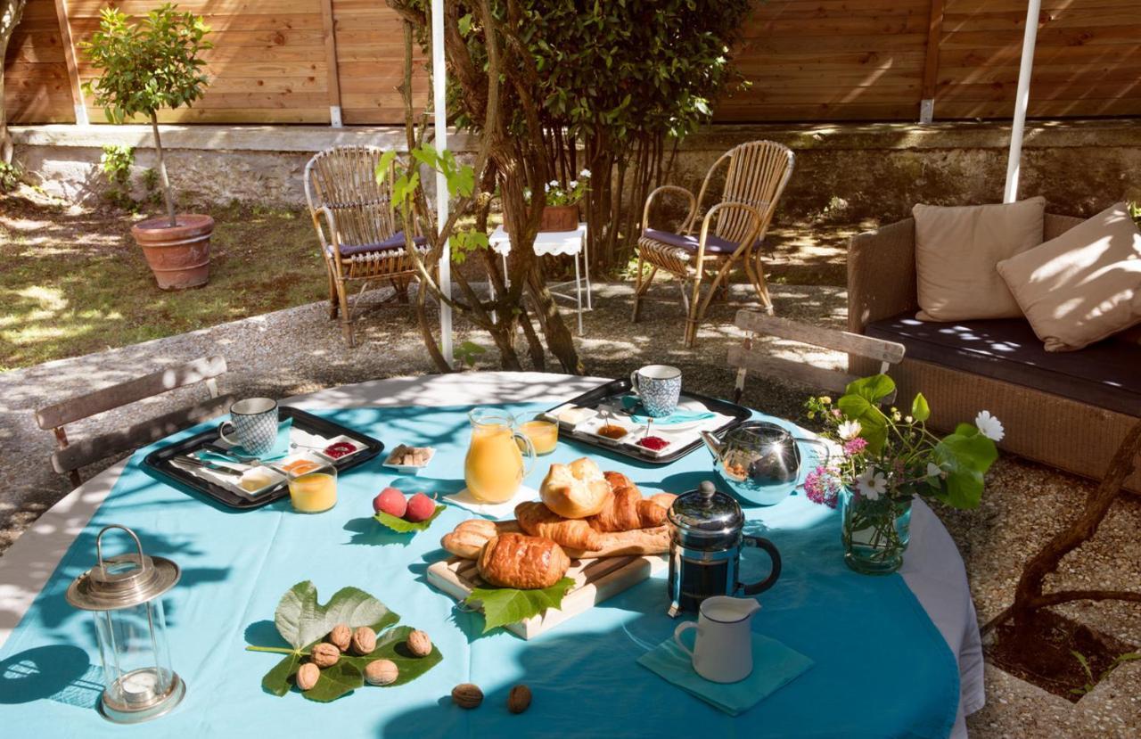 La Venelle De Jericho Bed & Breakfast La Rochelle  Exterior photo
